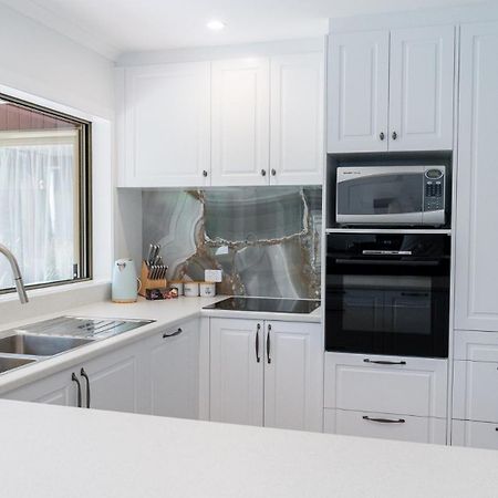Dewdrop Cottage Hastings Bagian luar foto
