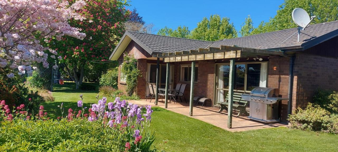 Dewdrop Cottage Hastings Bagian luar foto